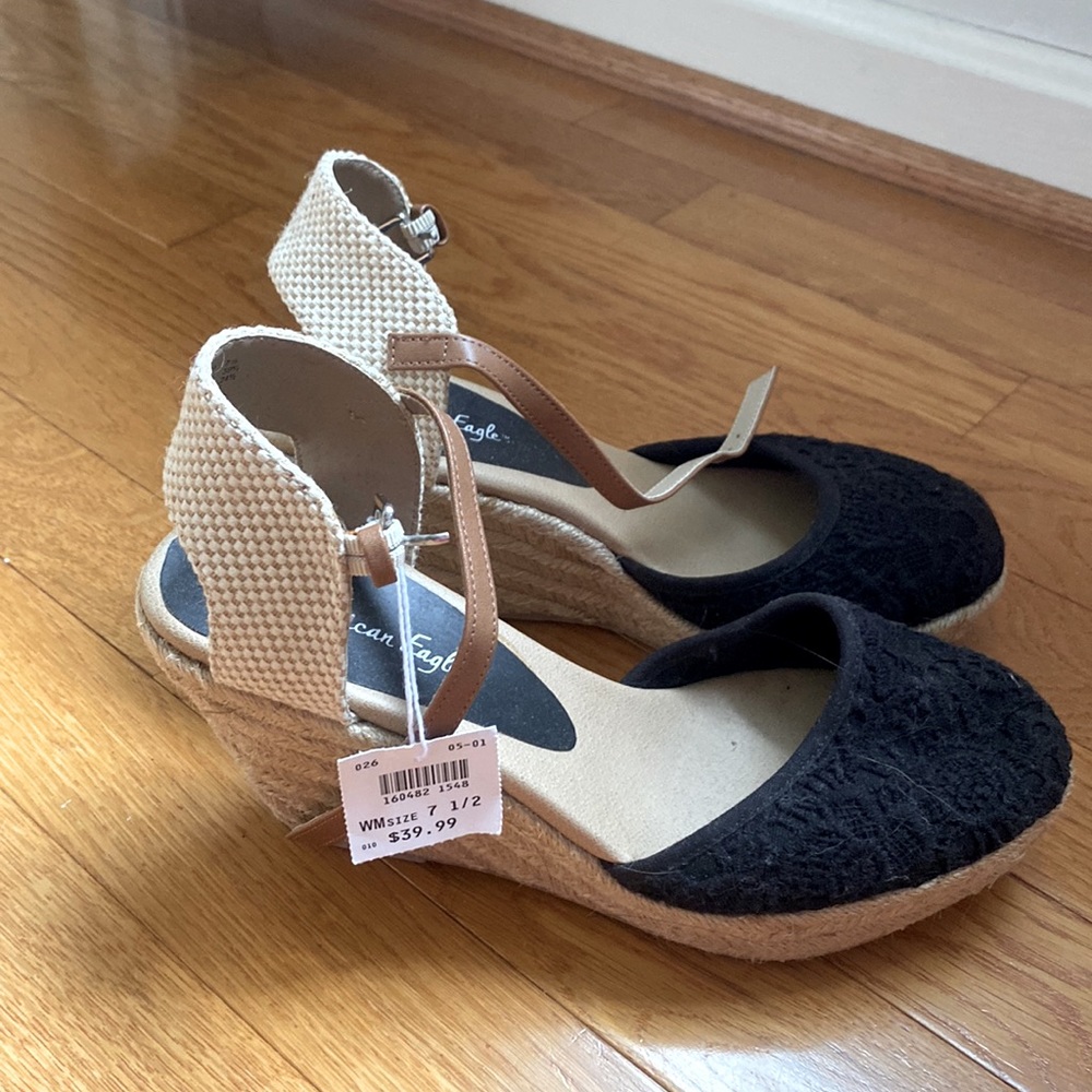 Black and tan wedge sandals
